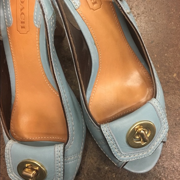 Coach Shoes - Coach Blue Leather Turn Lock Heel - size 5